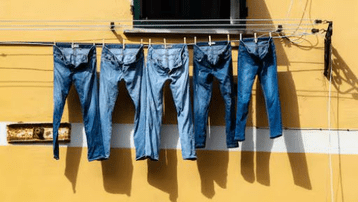 Darum sollte die Jeans nicht in die Waschmaschine